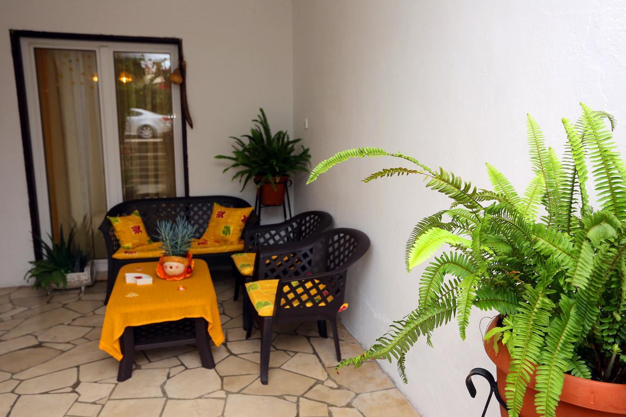 Apartments M&J Supetar Ngoại thất bức ảnh