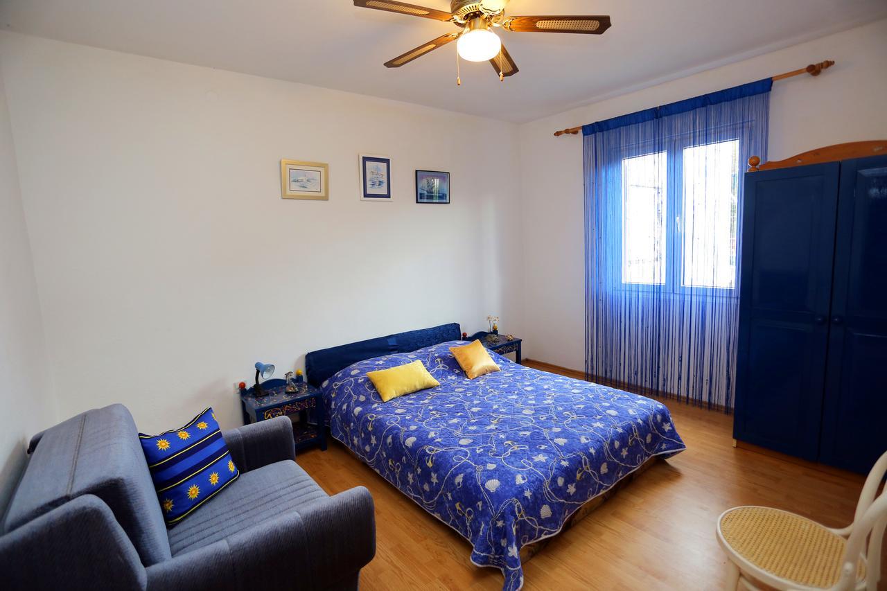Apartments M&J Supetar Ngoại thất bức ảnh