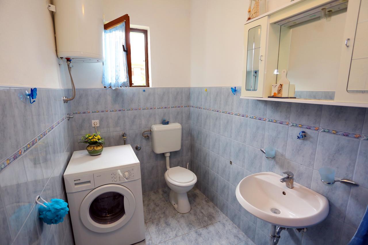 Apartments M&J Supetar Ngoại thất bức ảnh